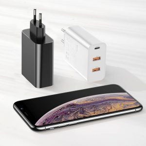 Adaptér BASEUS s výstupmi 3x Quick Charger (USB-C/2xUSB) 60W EU (CCFS-G02) biely